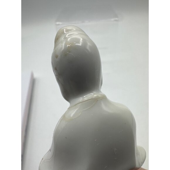 Vintage White Porcelain Guanyin Figurine Statue - Picture 6 of 7